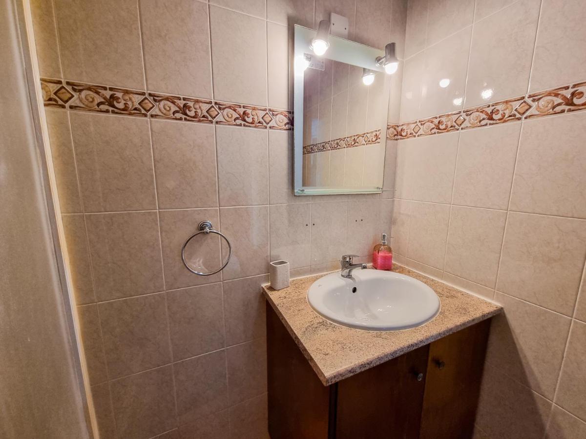 Seaside Heaven Apartment With Pool Larnaca Exteriör bild